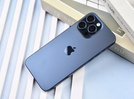 满城苹果维修点分享iPhone 15 Pro Max锁屏密码玩机解析 